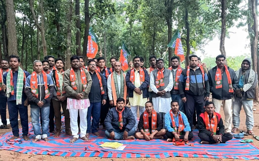 ଛେଣ୍ଡିପଦା ନିର୍ବାଚନ ମଣ୍ଡଳୀରେ ବିଜେପିର ବୁଥ୍ ସ୍ତରୀୟ ସଭାପତି ନିର୍ବାଚନ ଆୟୋଜିତ, ଏକାଦୁଶିଆ ପ୍ରଧାନଙ୍କୁ ମିଳିଲା ଦାୟିତ୍ୱ