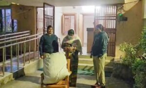 Read more about the article ୧୫ କେଜି ଗଞ୍ଜେଇ ଜବତ, ଜଣେ ଗିରଫ