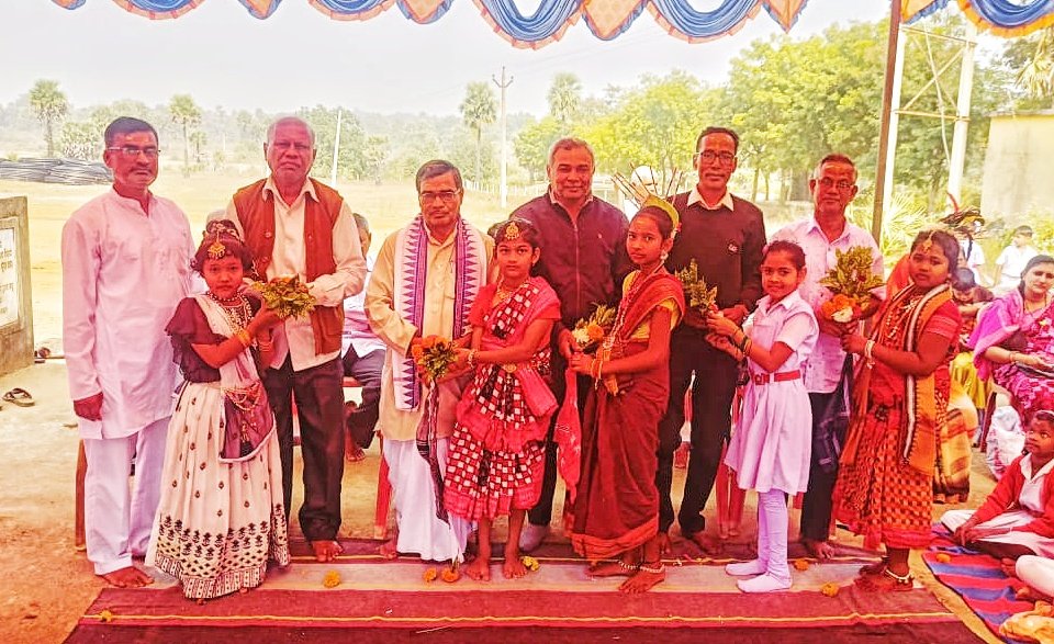 You are currently viewing ରଣିଆକଟା ସରସ୍ବତୀ ଶିଶୁ ମନ୍ଦିର ପରିସରରେ ବନବିହାର କାର୍ଯ୍ୟକ୍ରମ ଆୟୋଜିତ