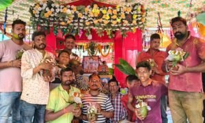 Read more about the article ହେମସୁରପଡାରେ ଅଷ୍ଟ ପ୍ରହରୀ ଆୟୋଜିତ, ପ୍ରଭୁ କୃପା ଲାଭ କଲେ ହଜାର ହଜାର ଶ୍ରଦ୍ଧାଳୁ