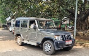 Read more about the article ସରକାରୀ ନିୟମକୁ ଖୁଲାମଖୁଲା ଉଲ୍ଲଂଘନ କରୁଛନ୍ତି ସରକାରୀ ବାବୁ, ଅବଧି ସରିବା ପରେ ବି କାର୍ଯ୍ୟରେ ଲଗାଇଛନ୍ତି ଚାରିଚକିଆ ଗାଡ଼ି