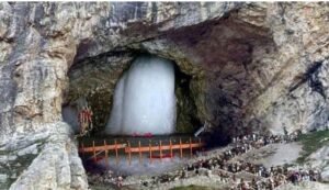 Read more about the article ଜୁଲାଇ ୩ରୁ ଅମରନାଥ ଯାତ୍ରା ଆରମ୍ଭ, ୧୩ରୁ କମ ଓ ୭୦ରୁ ଅଧ‌ିକ ବୟସ୍କଙ୍କ ସହ ଗର୍ଭବତୀଙ୍କୁ ମିଳିବନି ଅନୁମତି