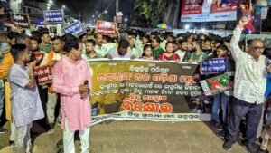 Read more about the article ପହଲଗାମରେ ଆତଙ୍କବାଦୀ ଆକ୍ରମଣକୁ ଦୃଢ଼ ନିନ୍ଦା କଲା ଅନୁଗୁଳ ହିନ୍ଦୁ ସୁରକ୍ଷା ମଞ୍ଚ, ହିନ୍ଦୁଙ୍କୁ ହତ୍ୟା ଘଟଣା ବିରୋଧରେ ଶୋଭାଯାତ୍ରା