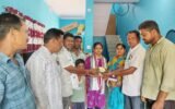 ମାଟ୍ରିକ ଟପ୍ପର ଇପ୍ସିତା ପ୍ରଧାନଙ୍କୁ ଭେଟି ଶୁଭେଚ୍ଛା ଜଣାଇଲେ ବିଜେପି ନେତା