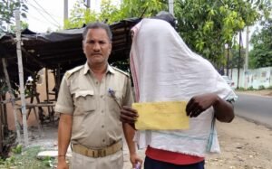 Read more about the article ଅନୁଗୁଳରୁ ୨୨ ଗ୍ରାମ ବ୍ରାଉନସୁଗାର ଜବତ, ଜଣେ ଗିରଫ