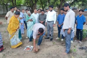 Read more about the article ରେଡିଓ ସର୍ବୋଦୟର ନୂତନ ଗୃହର ଭିତ୍ତି ପ୍ରସ୍ତର ସ୍ଥାପନ