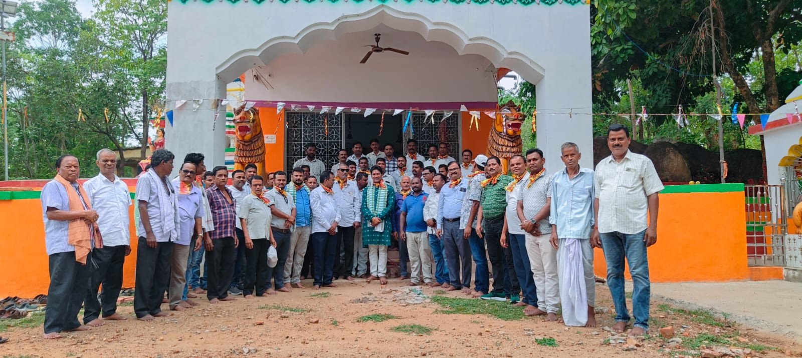 You are currently viewing କଣିହାଁ ବ୍ଲକ ବିଜେଡିର ସାଙ୍ଗଠନିକ ବୈଠକ: ନୂଆ ବ୍ଲକ ସଭାପତି ଓ ପଞ୍ଚାୟତ ସଭାପତି ସମ୍ପାଦକ ସମ୍ବର୍ଦ୍ଧିତ
