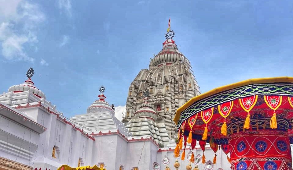 ଶୈଳଶ୍ରୀକ୍ଷେତ୍ରରେ ସ୍ନାନ ଯାତ୍ରା ବେଳେ ଅଘଟଣ: ବିଦ୍ୟୁତ ଆଘାତରେ ସେବାୟତ ଆହତ