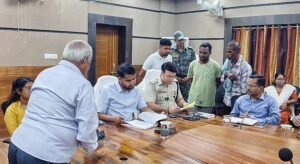 Read more about the article ଅନୁଗୁଳରେ ଜିଲ୍ଲାସ୍ତରୀୟ ମିଳିତ ଜନ ଶୁଣାଣି ଶିବିର, ୫୧ଟି ଅଭିଯୋଗ ଗ୍ରହଣ