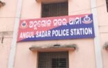 ଗୋଟିଏ ରାତିରେ ୩ ଜଣଙ୍କ ଘରୁ ଚୋରି, ଲକ୍ଷାଧିକ ଟଙ୍କାର ସୁନା ଗହଣା ନେଇଗଲେ ଦୁର୍ବୃତ୍ତ