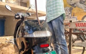 Read more about the article ୮ ଫୁଟ୍‌ର ଅଜଗର ଓ ୩ ଫୁଟ୍‌ର ନାଗ ଉଦ୍ଧାର