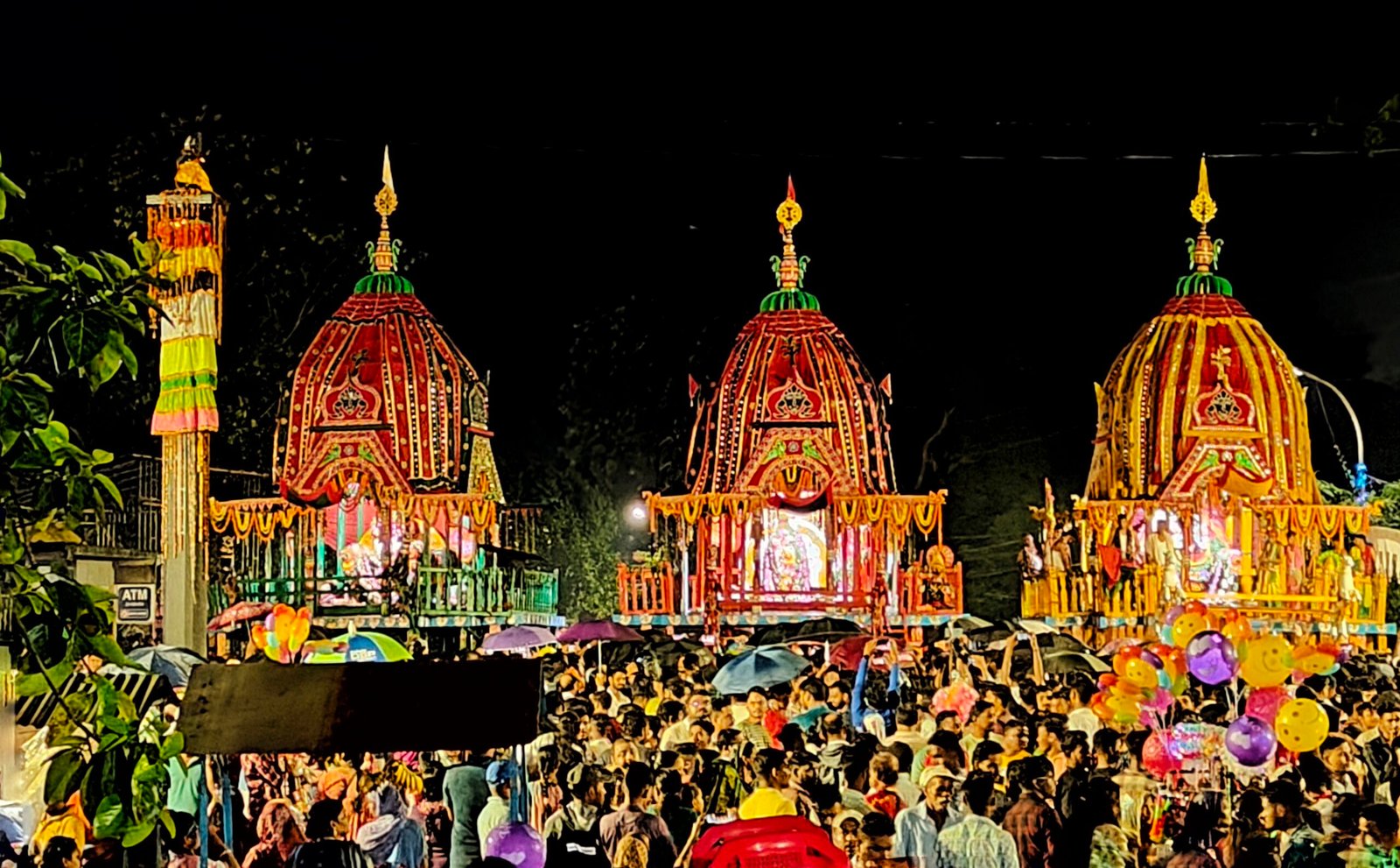 You are currently viewing ୯ ଦିନ ଲୀଳାଖେଳା ସାରି ବାହୁଡ଼ିଲେ ଚକା ଆଖି ଭାଇ ଭଉଣୀଙ୍କୁ ଘେନି