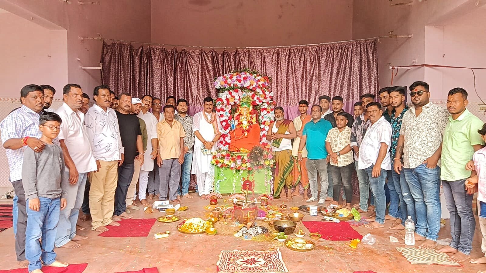 You are currently viewing ବାସନ୍ତୀ ଦୁର୍ଗା ପଡ଼ିଆରେ ଗଣେଶ ପୂଜା