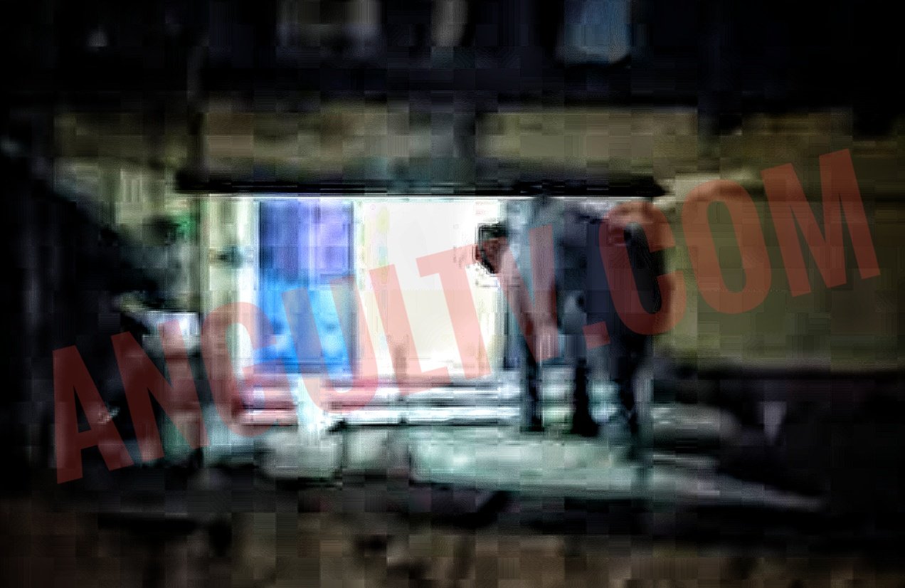 You are currently viewing ଘର ଅଗଣାରେ ପଶି ଗ୍ରୀଲ ଭାଙ୍ଗିଲା ଗୋଟିକିଆ ଦନ୍ତା ହାତୀ