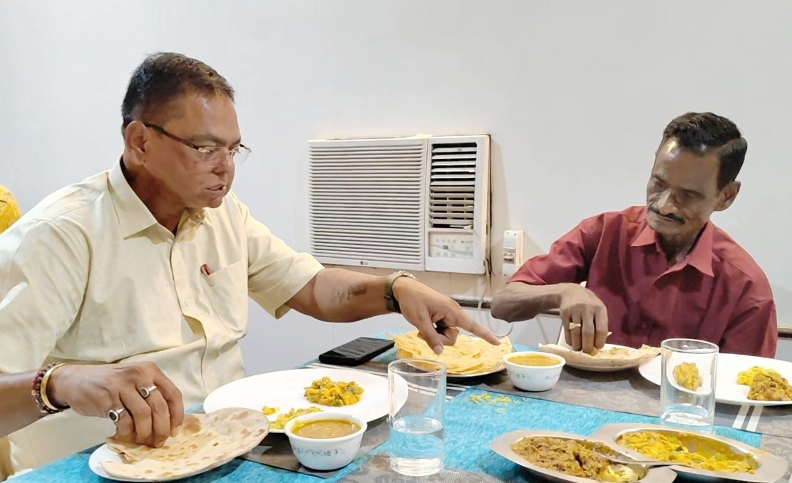 You are currently viewing ଅନୁଗୁଳରେ ସଫେଇ କର୍ମଚାରୀଙ୍କୁ ନିଆରା ଅବସରକାଳୀନ ସମ୍ବର୍ଦ୍ଧନା