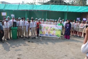 Read more about the article ଅମରବାଣୀ ସ୍କୁଲ ଦ୍ୱାରା ସ୍ୱଚ୍ଛତା କାର୍ଯ୍ୟକ୍ରମ