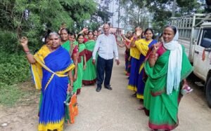 Read more about the article ମଧ୍ୟାହ୍ନ ଭୋଜନ ପାଚିକା ସହାୟିକା ମାନଙ୍କ ଦାବିରେ ମିଳିତ ସଂଘର ସଭା