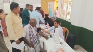 Read more about the article ମାଗଣା ସ୍ୱାସ୍ଥ୍ୟ ଶିବିର; ୫୦୦ ରୋଗୀଙ୍କୁ ପରାମର୍ଶ ଓ ଔଷଧ ବଣ୍ଟନ