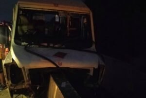 Read more about the article ତୀର୍ଥ ଯାତ୍ରୀ ବସ ଦୁର୍ଘଟଣାଗ୍ରସ୍ତ ୧୬ ଗୁରୁତର