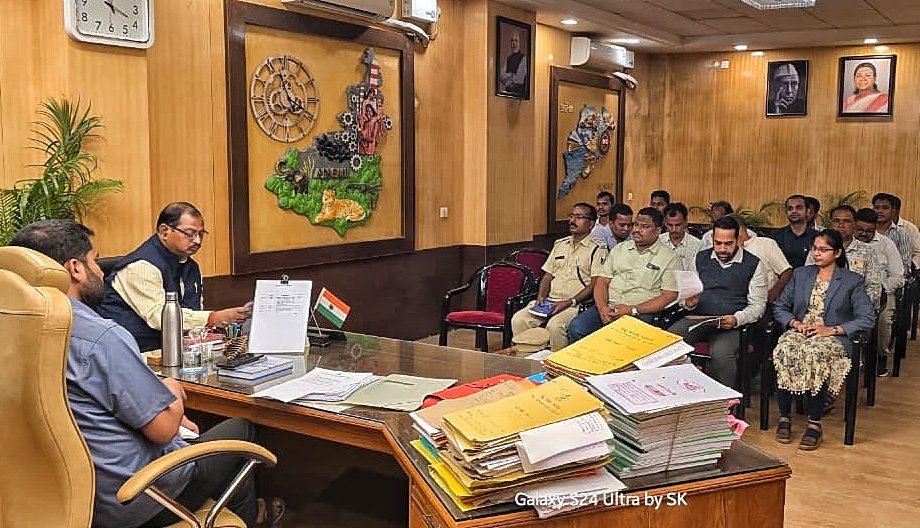 You are currently viewing ଖମାର ଟୋଲ ଗେଟ୍ ପାଇଁ ଅସୁବିଧାରେ ପଡ଼ୁଛନ୍ତି ସ୍ଥାନୀୟ ଲୋକ, ଟୋଲ୍ ଛାଡ଼ ପାଇଁ ଦାବି