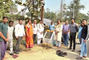 Read more about the article ଅନୁଗୁଳରେ ରାସ୍ତା ଓ ଡ୍ରେନ୍ ନିର୍ମାଣ କାର୍ଯ୍ୟର ଭିତ୍ତିପ୍ରସ୍ତର ସ୍ଥାପନ