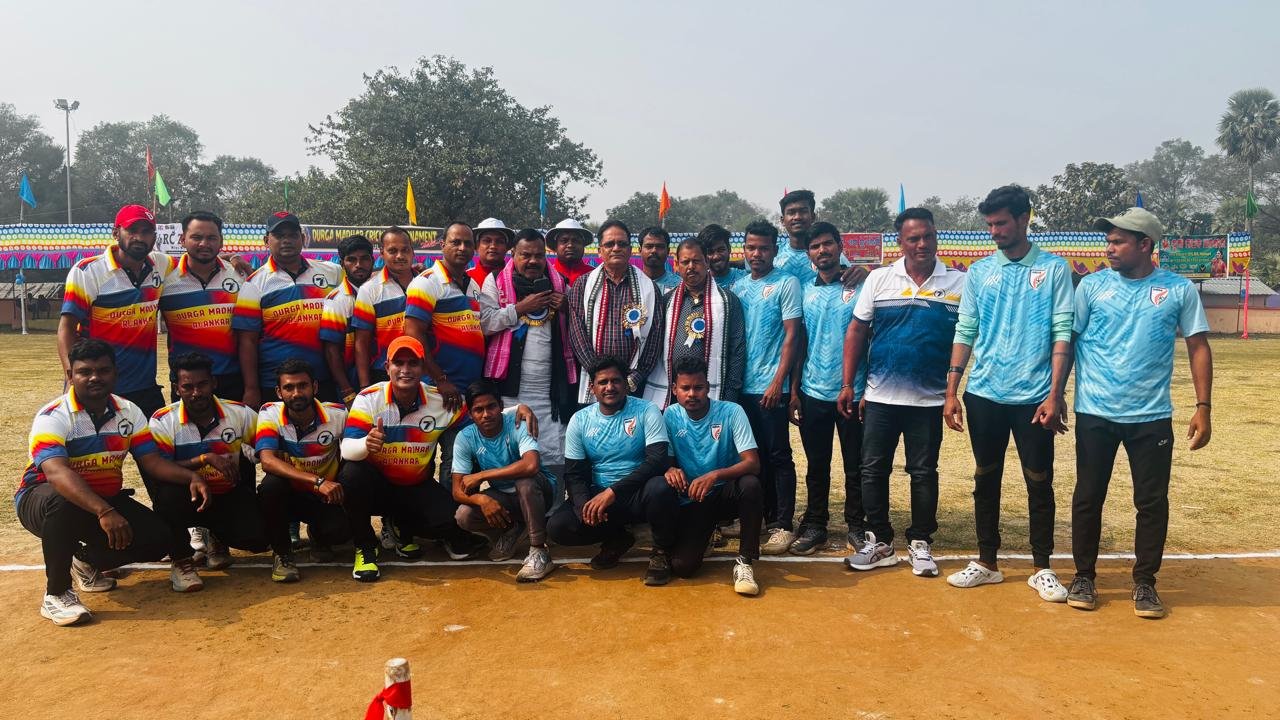 You are currently viewing ତଳମୂଳ ଦୁର୍ଗାମାଧବ କ୍ରିକେଟ କପ୍ ଟୁର୍ଣ୍ଣାମେଣ୍ଟ ଉଦଘାଟିତ