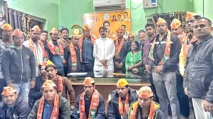 Read more about the article ମିଶ୍ରଣ ପର୍ବ: ବିଜେପିରେ ଯୋଗ ଦେଲେ ସେରେନାବେଡା ବହୁ ବିଜେଡି ନେତା ଓ କର୍ମକର୍ତ୍ତା