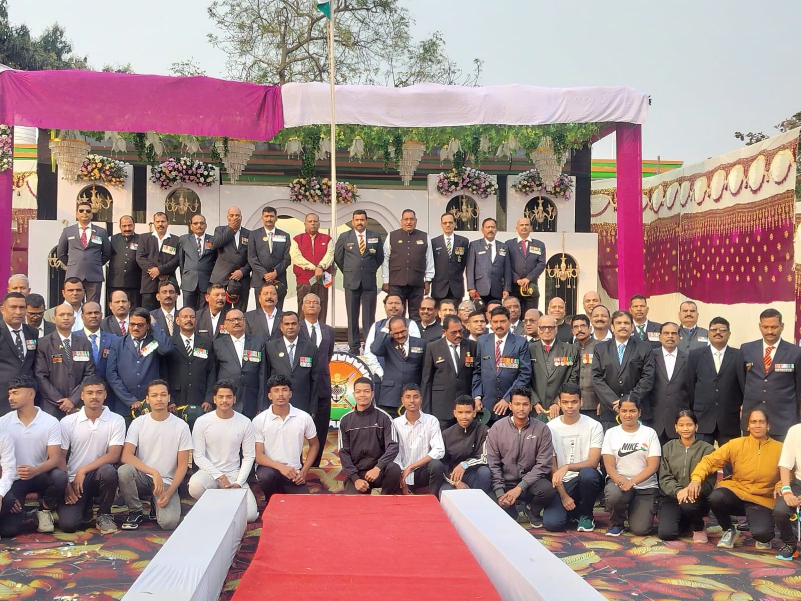 You are currently viewing ପୂର୍ବତନ ସୈନିକ ସଂଘ ପକ୍ଷରୁ ଗଣତନ୍ତ୍ର ଦିବସ