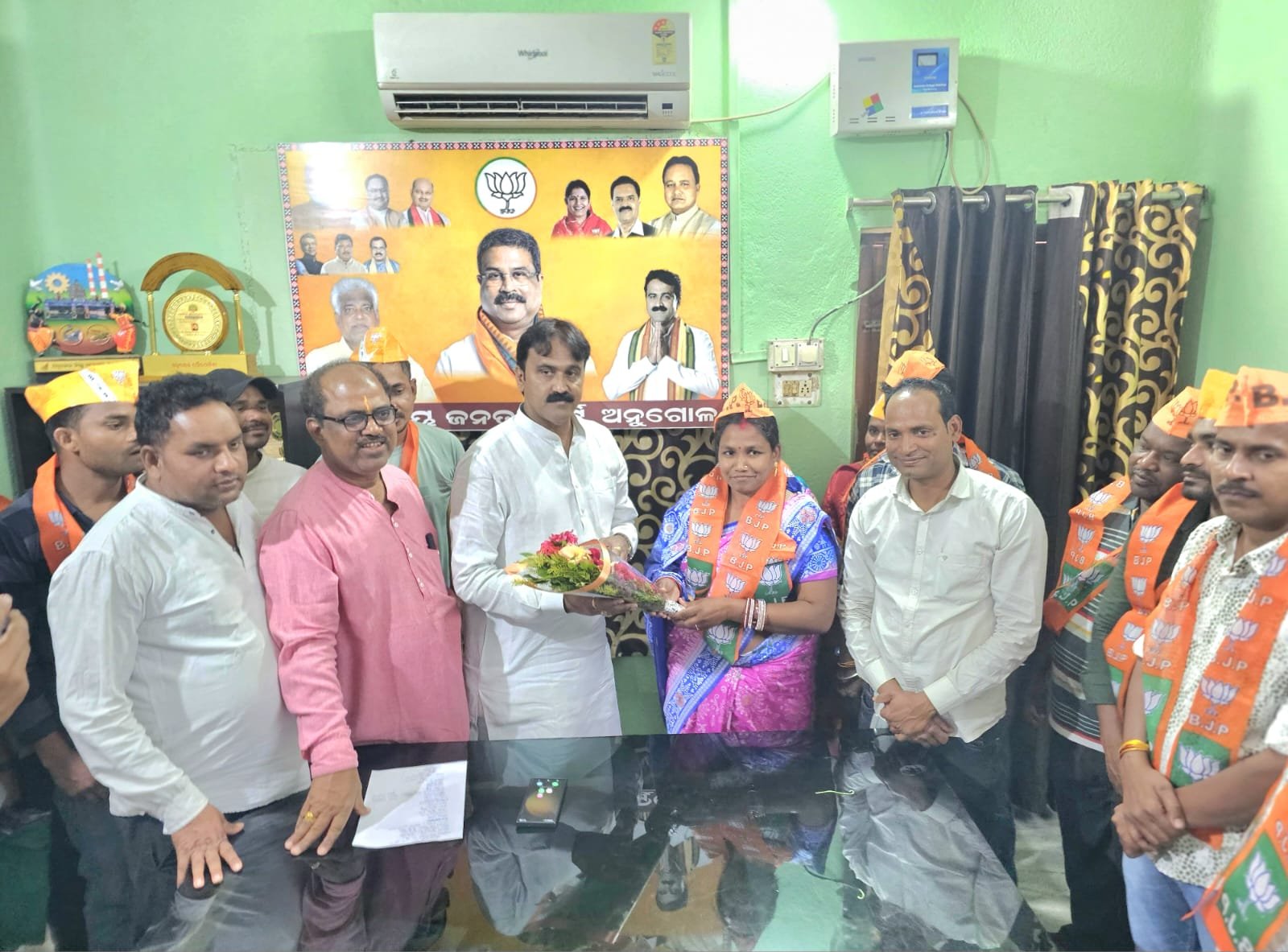 You are currently viewing ଅନୁଗୁଳ ବିଜେପିର ମିଶ୍ରଣ ପର୍ବ