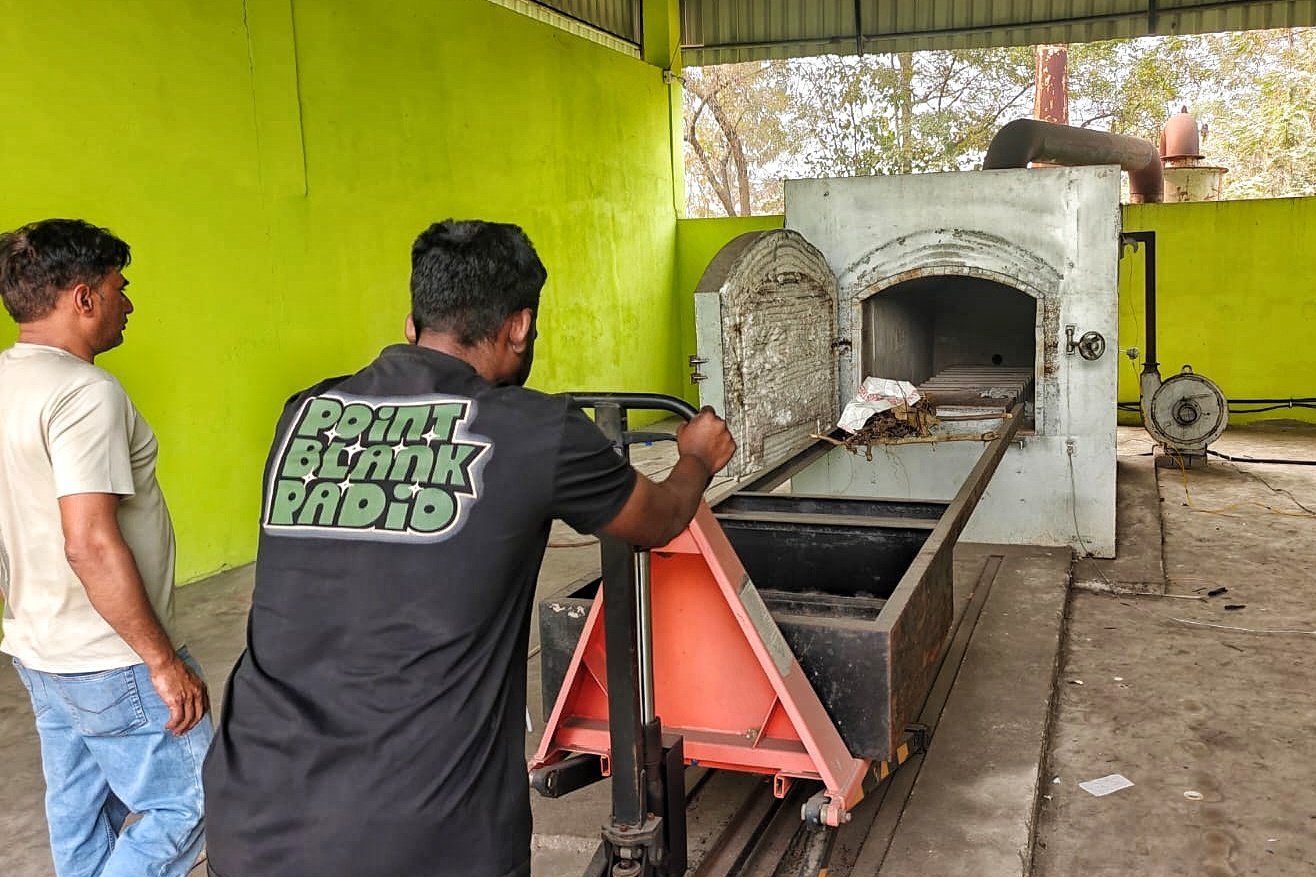 You are currently viewing ପୌରପାଳିକାର ସଫଳତା: ୪ ବର୍ଷ ପରେ ଚାଲୁ ହେଲା ବିଦ୍ୟୁତ ଚାଳିତ ଶବଦାହ ଚୁଲା