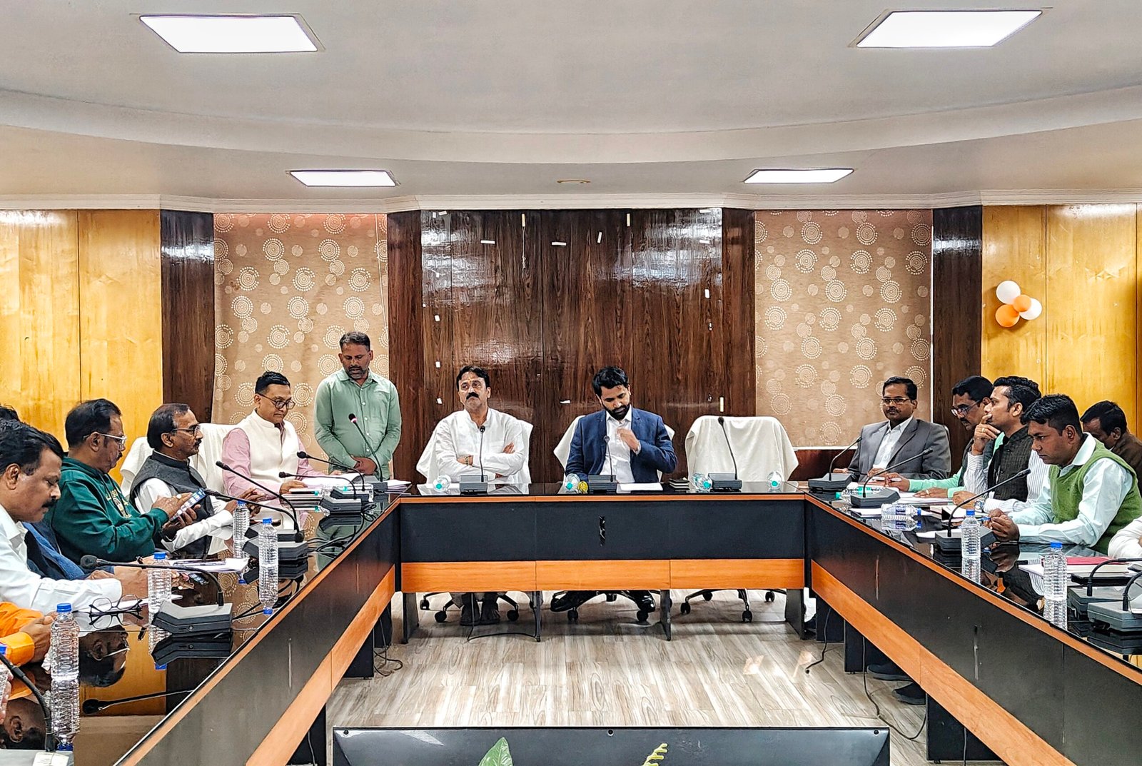 You are currently viewing ଅନୁଗୁଳ ଜିଲ୍ଲା ମହୋତ୍ସବ ପାଇଁ ପ୍ରସ୍ତୁତି ବୈଠକ,ଏଥରକ ପାସ୍ ବନ୍ଦ