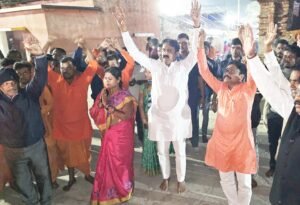 Read more about the article ଅଙ୍ଗାରବନ୍ଧ ମହୋତ୍ସବର ଦ୍ଵିତୀୟ ଦିବସ: ଯୋଗଦେଲେ ସ୍ଵାସ୍ଥ୍ୟମନ୍ତ୍ରୀ ମୁକେଶ ମହାଲିଙ୍ଗ