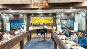 Read more about the article ଅନୁଗୁଳ ଜିଲ୍ଲା ସଡ଼କ ସୁରକ୍ଷା କମିଟି ବୈଠକ: ଜାନୁଆରୀରେ ୧୭ ମୃତ, ୪୭୮ ଜଣଙ୍କ ଲାଇସେନ୍ସ ରଦ୍ଦ