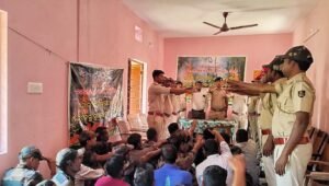 Read more about the article ଅନୁଗୁଳ ବନଖଣ୍ଡରେ ଜଙ୍ଗଲ ନିଆଁ ପ୍ରତିରୋଧ ସଚେତନତା ଅଭିଯାନ: ବନ୍ୟସମ୍ପଦ ସୁରକ୍ଷା ପାଇଁ ସଜାଗ ହେଲେ ବନ କର୍ମଚାରୀ ଓ ଗଜ ସାଥୀ