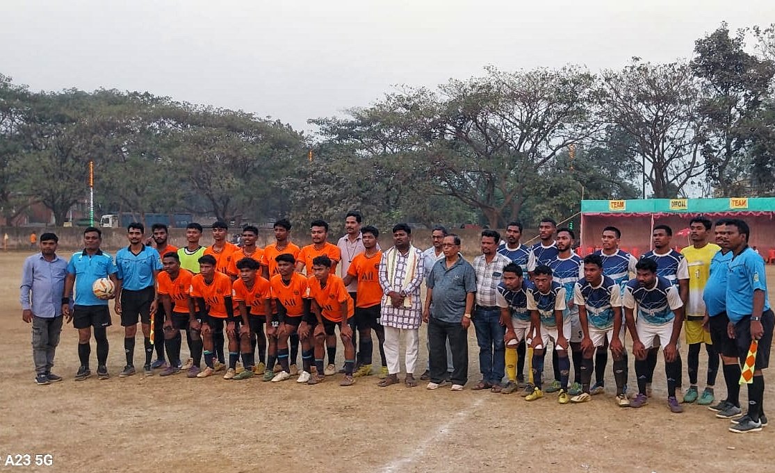 You are currently viewing ଗ୍ରାମାଞ୍ଚଳ ଫୁଟବଲ ଲିଗ୍: ସେମିଫାଇନାଲରେ କାଇଁଶିରିପାଲି