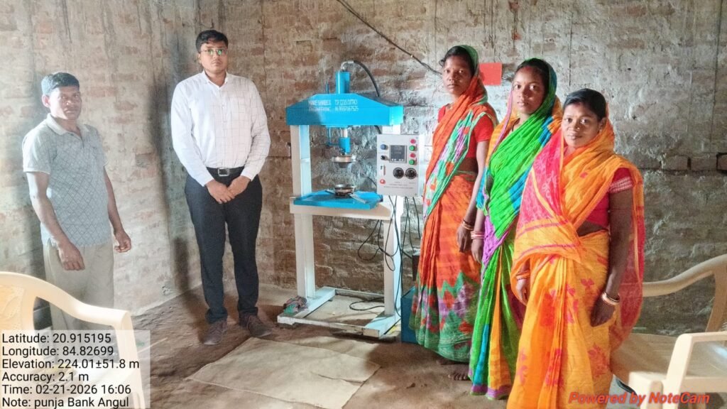 କତାଡା ଧଉରାବଣି ଭିଏସଏସ ପରିଦର୍ଶନ କଲେ IFS ସିଦ୍ଧାର୍ଥ ଜୈନ: ଜୀବିକା ବୃଦ୍ଧି ନେଇ କଲେ ଆଲୋଚନା