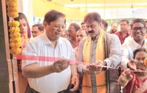 Read more about the article ତଳମୂଳ ସ୍ୱାସ୍ଥ୍ୟ କେନ୍ଦ୍ରର ନୂତନ ଗୃହ ଉଦଘାଟିତ: ଲୋକାର୍ପଣ କଲେ ଅନୁଗୁଳ ବିଧାୟକ