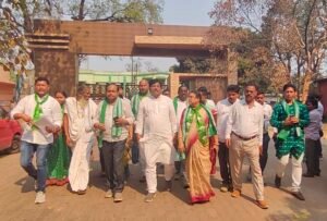 Read more about the article ବିଜେପି ସରକାରର ବିଫଳତା ବିରୋଧରେ ଅନୁଗୁଳରେ ବିଜେଡିର ଗର୍ଜନ: ଜିଲ୍ଲାପାଳଙ୍କ କାର୍ଯ୍ୟାଳୟ ସମ୍ମୁଖରେ ବିଶାଳ ବିକ୍ଷୋଭ