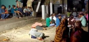 Read more about the article କୋଶଳାରେ କୋଇଲା ପରିବହନକୁ ତୀବ୍ର ବିରୋଧ: ଫେରିଗଲା ୩୮ଟି ଟ୍ରକ