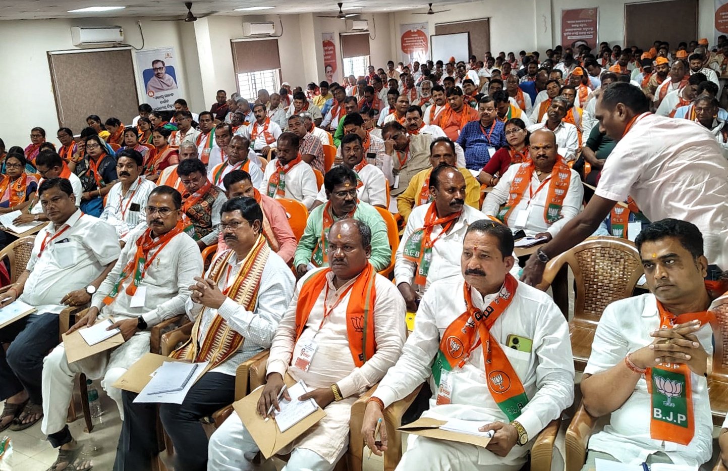 You are currently viewing ଅନୁଗୁଳରେ ବିଜେପିର ପ୍ରଶିକ୍ଷଣ ମହାଭିଯାନ ବକ୍ତା କର୍ମଶାଳା