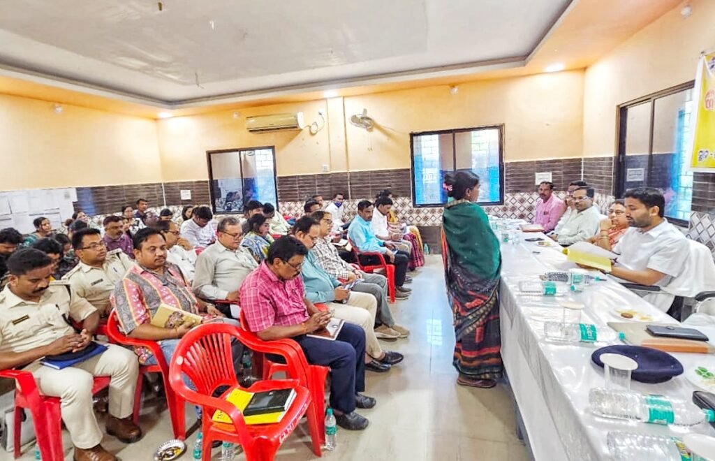 ​କିଶୋରନଗରରେ ଜିଲ୍ଲାସ୍ତରୀୟ ମିଳିତ ଜନ ଶୁଣାଣି: ୫ଟି ଅଭିଯୋଗର ତୁରନ୍ତ ସମାଧାନ