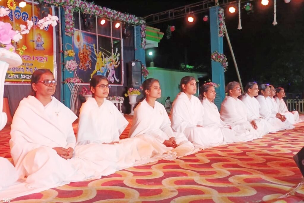 ଅମଲାପଡ଼ା ବାସନ୍ତୀ ଦୁର୍ଗାପୂଜା: ଉଦ୍ଘାଟନୀ ସନ୍ଧ୍ୟାରେ ଆଧ୍ୟାତ୍ମିକ ଆଲୋଚନାଚକ୍ର