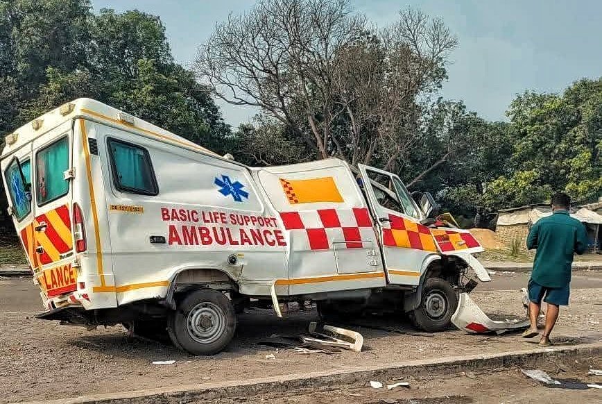 ବାପାଙ୍କୁ ହସ୍ପିଟାଲରେ ଭର୍ତ୍ତି କରି ଫେରୁଥିଲେ, ବାଟରେ ଦୁର୍ଘଟଣାରେ ଗଲା ପୁଅର ଜୀବନ