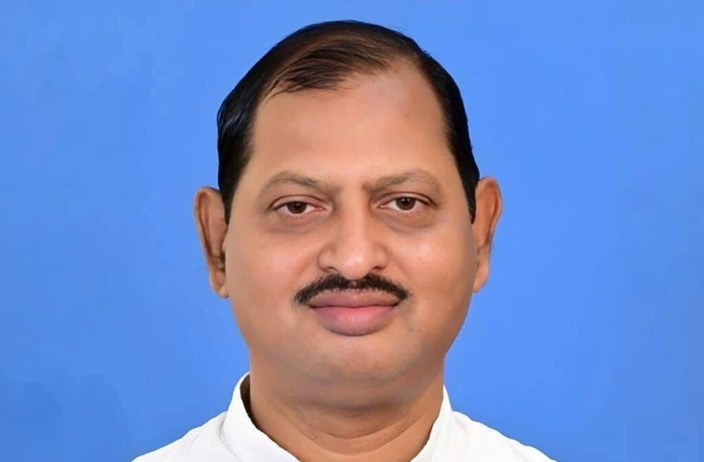 ଅନୁଗୁଳ ଜିଲ୍ଲା ଯୋଜନା ବୋର୍ଡ ଅଧ୍ୟକ୍ଷ ହେଲେ ପାଳଲହଡ଼ା ବିଧାୟକ ଅଶୋକ ମହାନ୍ତି, ଛୁଟୁଛି ଶୁଭେଚ୍ଛାର ସୁଅ