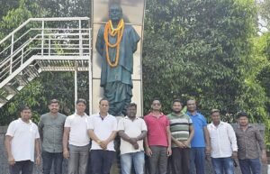 Read more about the article ଧୁମଧାମରେ ପାଳିତ ହେଲା ଅନୁଗୁଳ ଜିଲ୍ଲା ପ୍ରତିଷ୍ଠା ଦିବସ; ବରପୁତ୍ରଙ୍କ ପ୍ରତିମୂର୍ତ୍ତିରେ ମାଲ୍ୟାର୍ପଣ କଲେ ଯୁବ ସମାଜସେବୀ