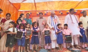 Read more about the article ଜିଲ୍ଳାସ୍ତରୀୟ ପ୍ରବେଶ ଉତ୍ସବ ଓ ଖଡିଛୁଆଁ କାର୍ଯ୍ଯକ୍ରମର ଶୁଭାରମ୍ଭ