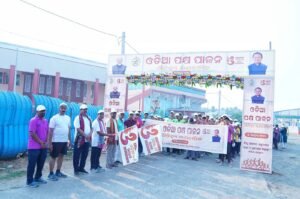 Read more about the article ଐତିହ୍ୟ ଗଣଦୌଡ଼ରେ କମ୍ପିଲା ଅନୁଗୁଳ ସହର; ସାମିଲ ହେଲେ ଶତାଧିକ ଜନସାଧାରଣ