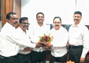 Read more about the article ଜିଲ୍ଲା ଜଜ୍‌ଙ୍କୁ ସୌଜନ୍ୟମୂଳକ ସାକ୍ଷାତ କଲେ ଆଠମଲ୍ଲିକ ଓକିଲ ସଂଘର ନବନିର୍ବାଚିତ କର୍ମକର୍ତ୍ତା