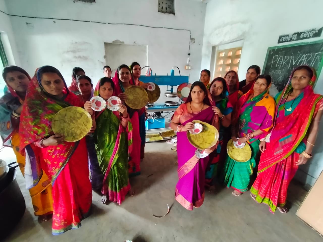 You are currently viewing ରଙ୍ଗପୁର VSSରେ ପେପର ପ୍ଲେଟ୍ ମେସିନ୍ ଉଦଘାଟିତ