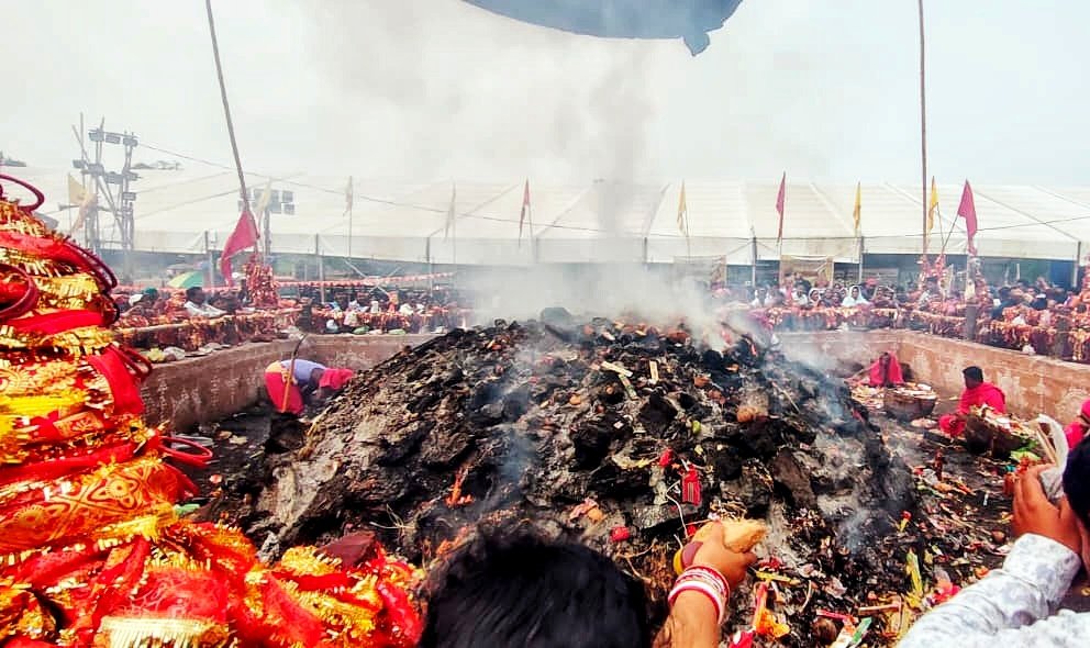 ତାଳଚେରରେ ମା’ ହିଙ୍ଗୁଳାଙ୍କ ଶୀତୁଳା ଯାତ୍ରା ସମାପନ: ଲକ୍ଷାଧିକ ଭକ୍ତଙ୍କ ସମାଗମ